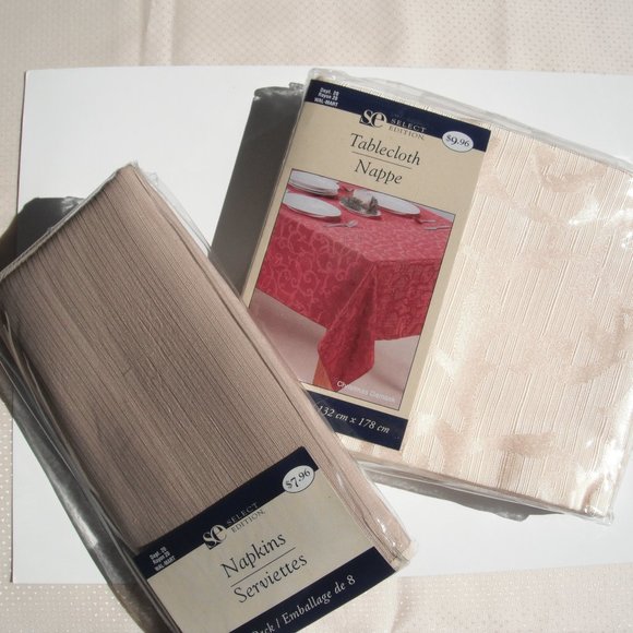 Select Edition Tablecloth 52inx70in & 8 Napkins 17inx17in New - Picture 1 of 12